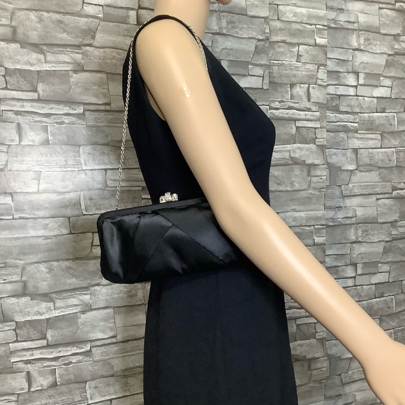 La Sera by Franchi Evening Black bag with rhinestone closure like new. - Picture 6 of 8